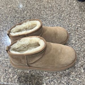 UGG Ultra Mini Chestnut boots